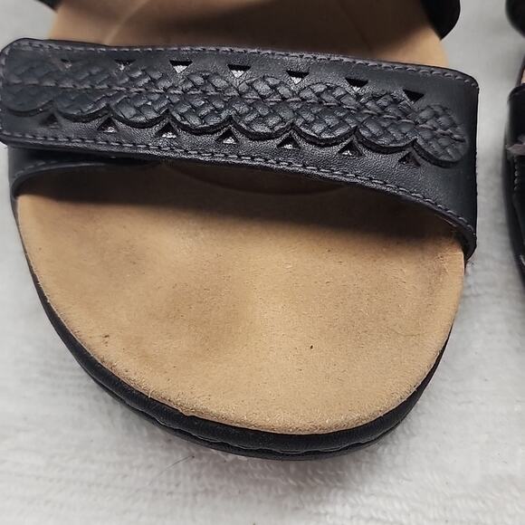 CLARKS COLLECTION LAURIEANN COVE BLACK LEATHER IMPORTED FROM MEXICO LADIES 9 GUC - Picture 5 of 16